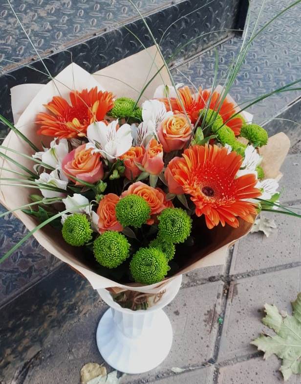 Букет цветов из: Герберы, Хризантемы, Альстромерии и Розы в Циолковском