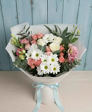 Букет цветов из:  Розы, Лизиантусы и Хризантемы #REPLACE_PRED# Циолковском
