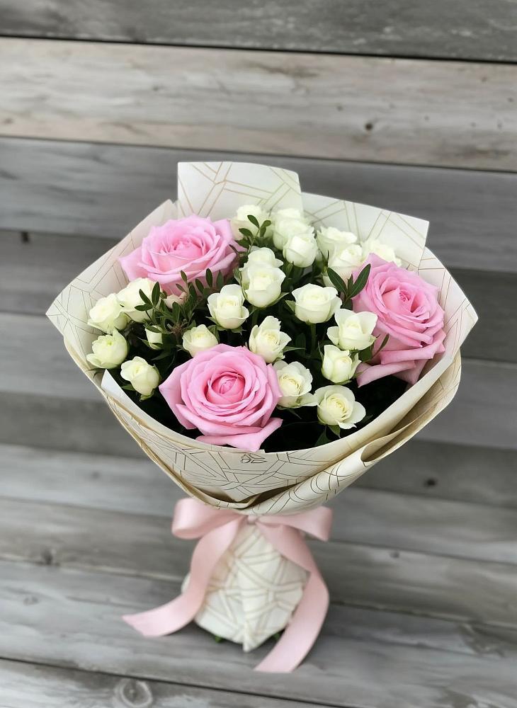 Букет цветов из: Розы в Циолковском