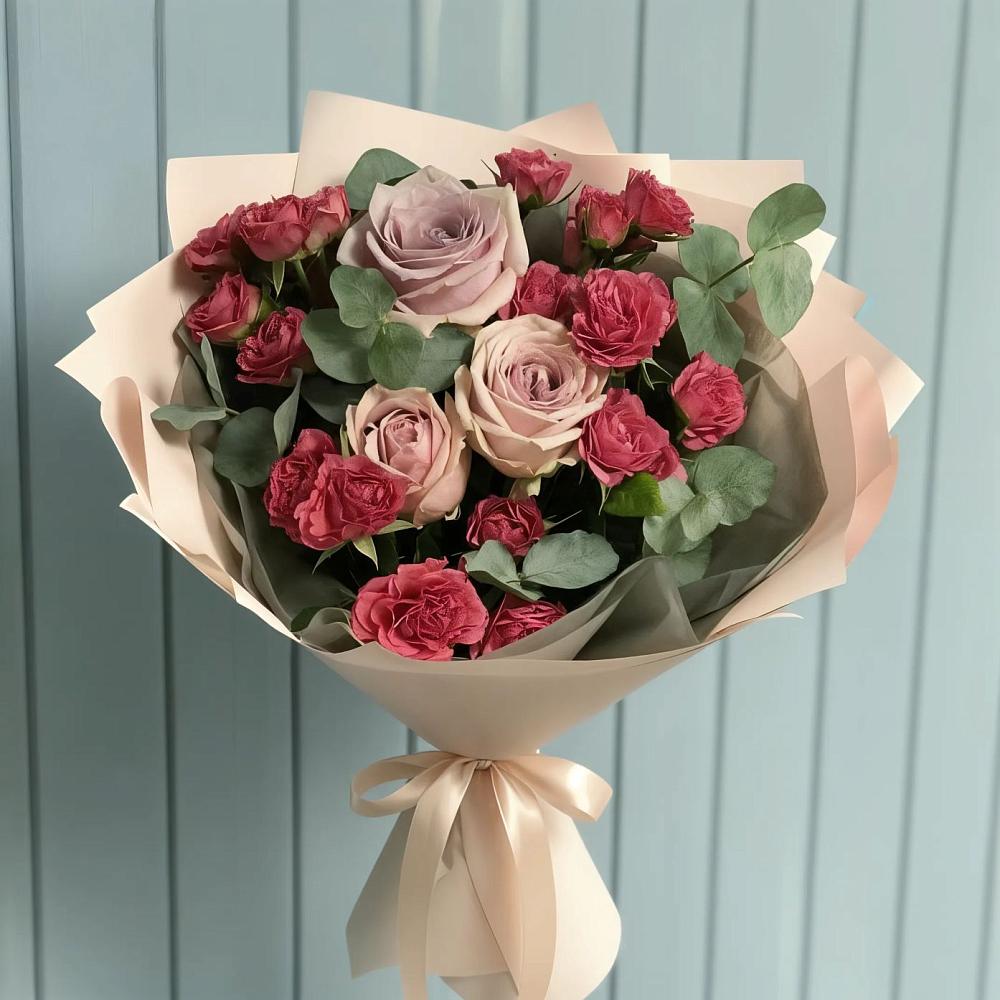 Букет цветов из: Гвоздики и Розы в Циолковском