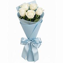 Букет 5 Белых роз Проуд в Циолковском