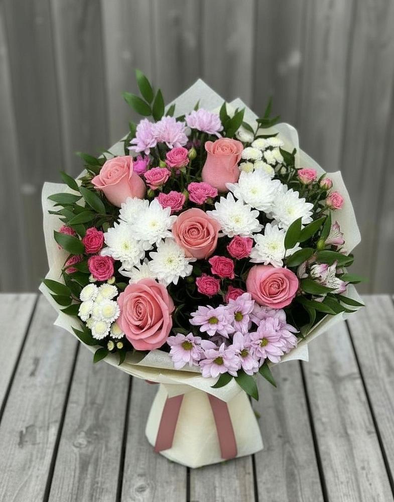 Букет цветов из: Альстромерии, Гвоздики, Розы и Хризантемы в Циолковском