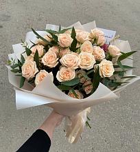 Букет Кремовые розы Латте в Циолковском