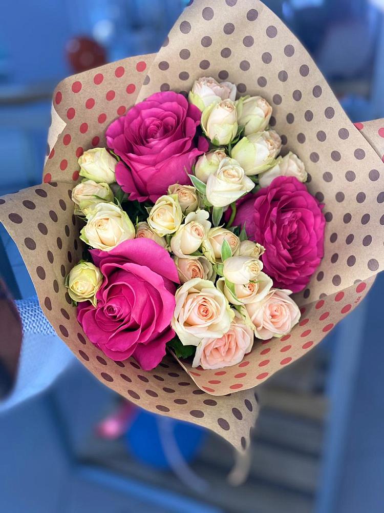 Букет цветов из: Розы в Циолковском