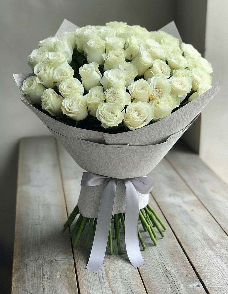 Букет 35 Белых роз в Циолковском