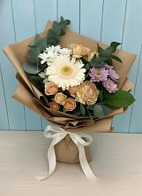 Букет цветов из:  Герберы и Хризантемы в Циолковском