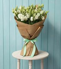 Букет цветов из:  Лизиантусы в Циолковском