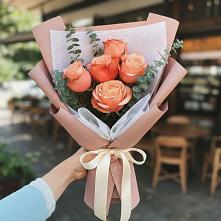 Букет цветов из:  Розы в Циолковском