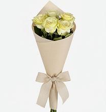 Букет цветов из:  Розы в Циолковском