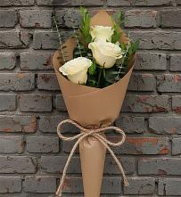 Букет цветов из:  Розы в Циолковском