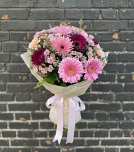 Букет цветов из:  Герберы и Хризантемы в Циолковском
