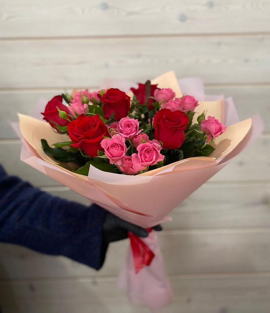 Букет цветов из: Розы в Циолковском