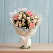 Букет цветов из:  Розы #REPLACE_PRED# Циолковском