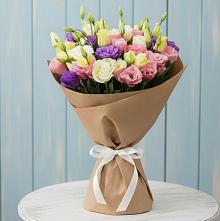 Букет цветов из:  Лизиантусы в Циолковском